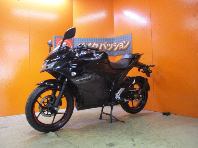 最長２４か月保証付き！！カラーも渋いグラスパープルブラック！現行モデルの中古はまだまだ希少！決済価格